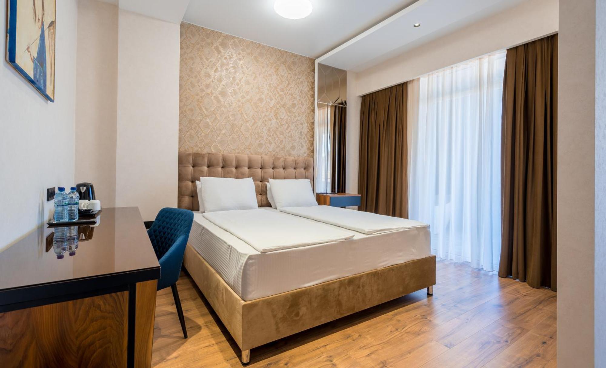 Olympus Hotel By Umbrella Tiflis Exterior foto